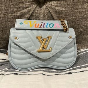 ✨SOLD✨ Louis Vuitton new wave pm